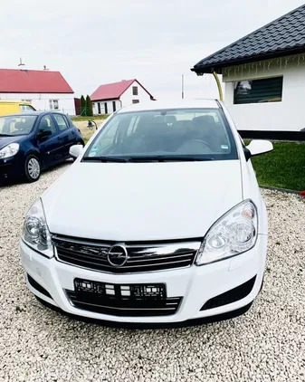 jarosław Opel Astra cena 14000 przebieg: 192655, rok produkcji 2008 z Jarosław